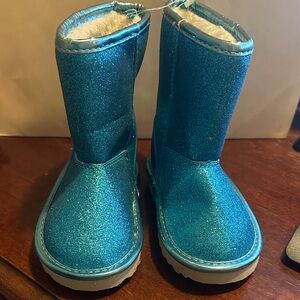 Sparkly blue toddler boots